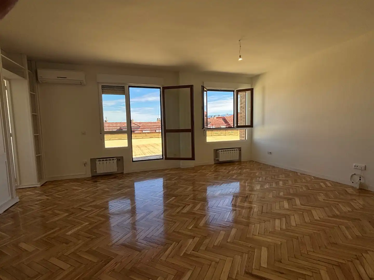 Sala d'estar de Àtic de lloguer en Ezequiel González - Conde de Sepúlveda