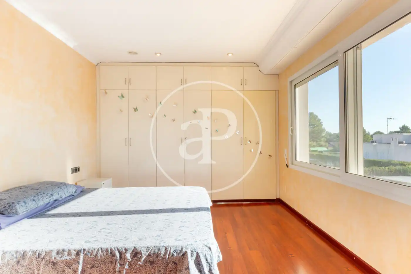 Habitación de Casa o chalet en venta en Serra con Aire acondicionado, Calefacción y Jardín privado