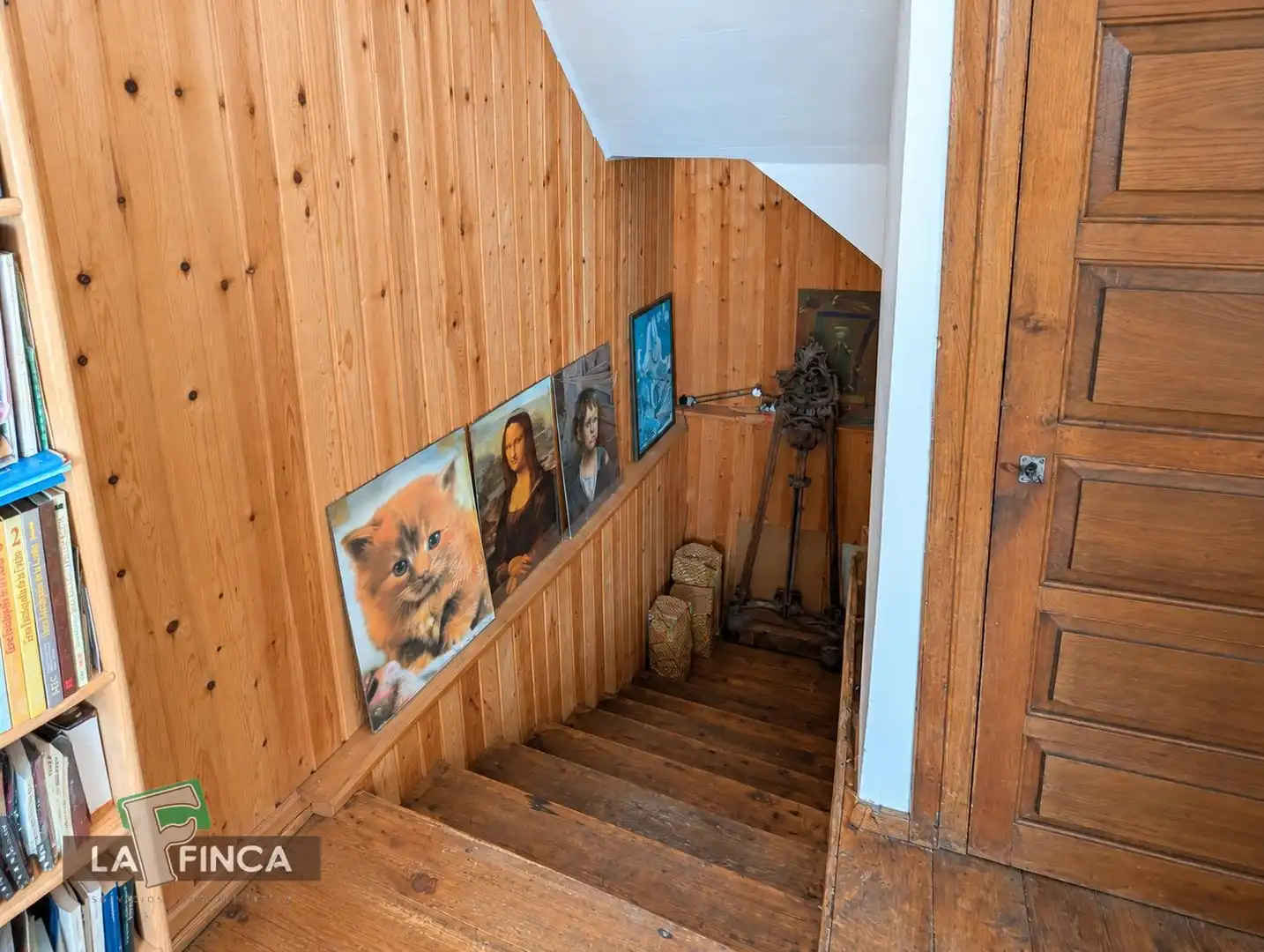 Casa o xalet en venda en Oviedo  amb Terrassa i Moblat
