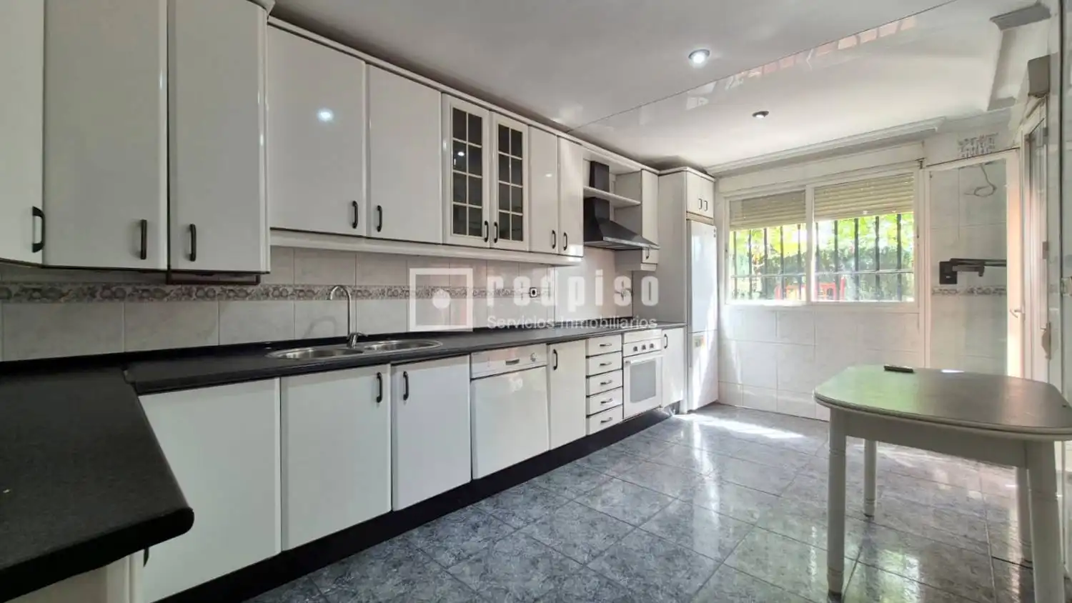 Kitchen of Houses for sale in Getafe  with Air Conditioner, Heating and Private garden