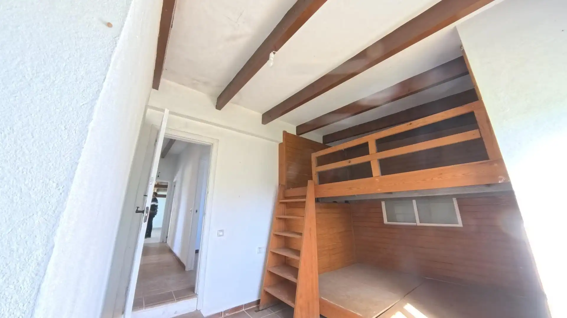 Dormitori de Casa o xalet en venda en Chiclana de la Frontera amb Jardí privat
