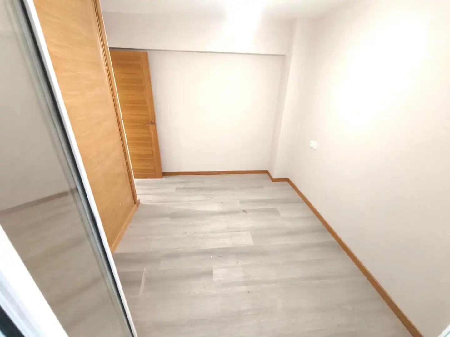 Flat for rent in Vigo   with Parquet flooring, Terrace and Storage room