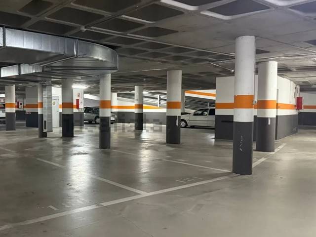 Garaje en Venta en Carrer Navío, 9 en Manzanera - Tosal