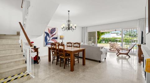 Foto 3 de Casa adosada en venda a Playas Andaluzas-pl Andal, 605, Las Chapas - Alicate Playa, Marbella
