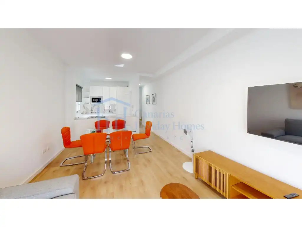 Penthouse with pool for sale in Calle Jilguero