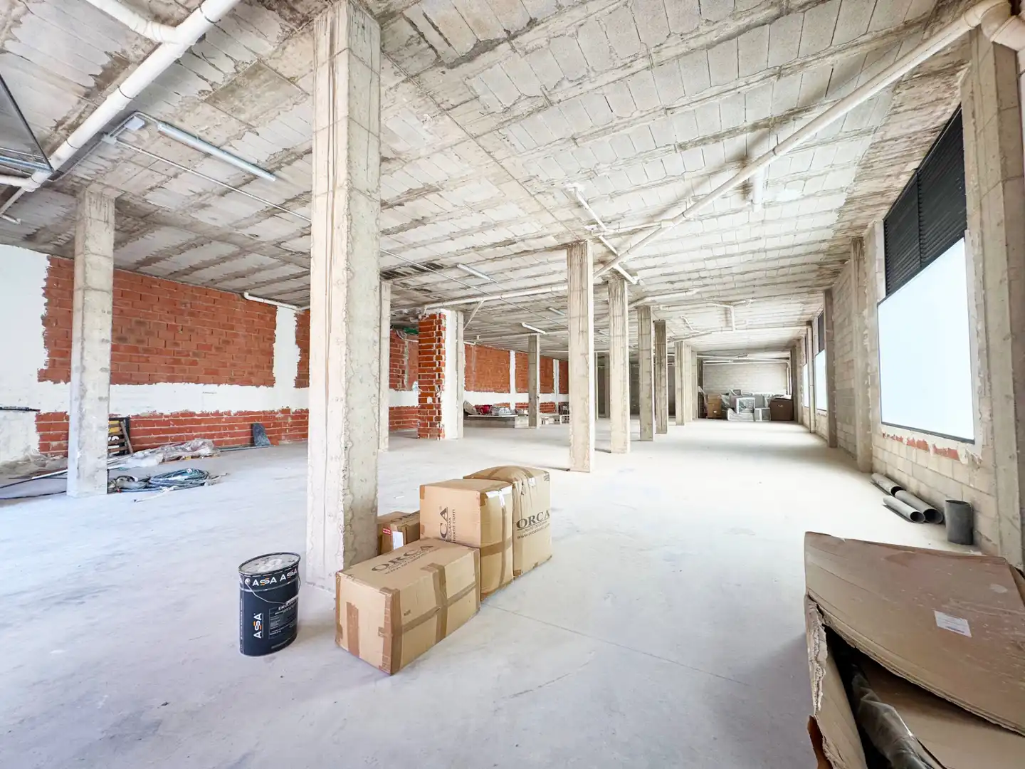 Business premises for sale in Calle Maestro Falla 20, imagen 2