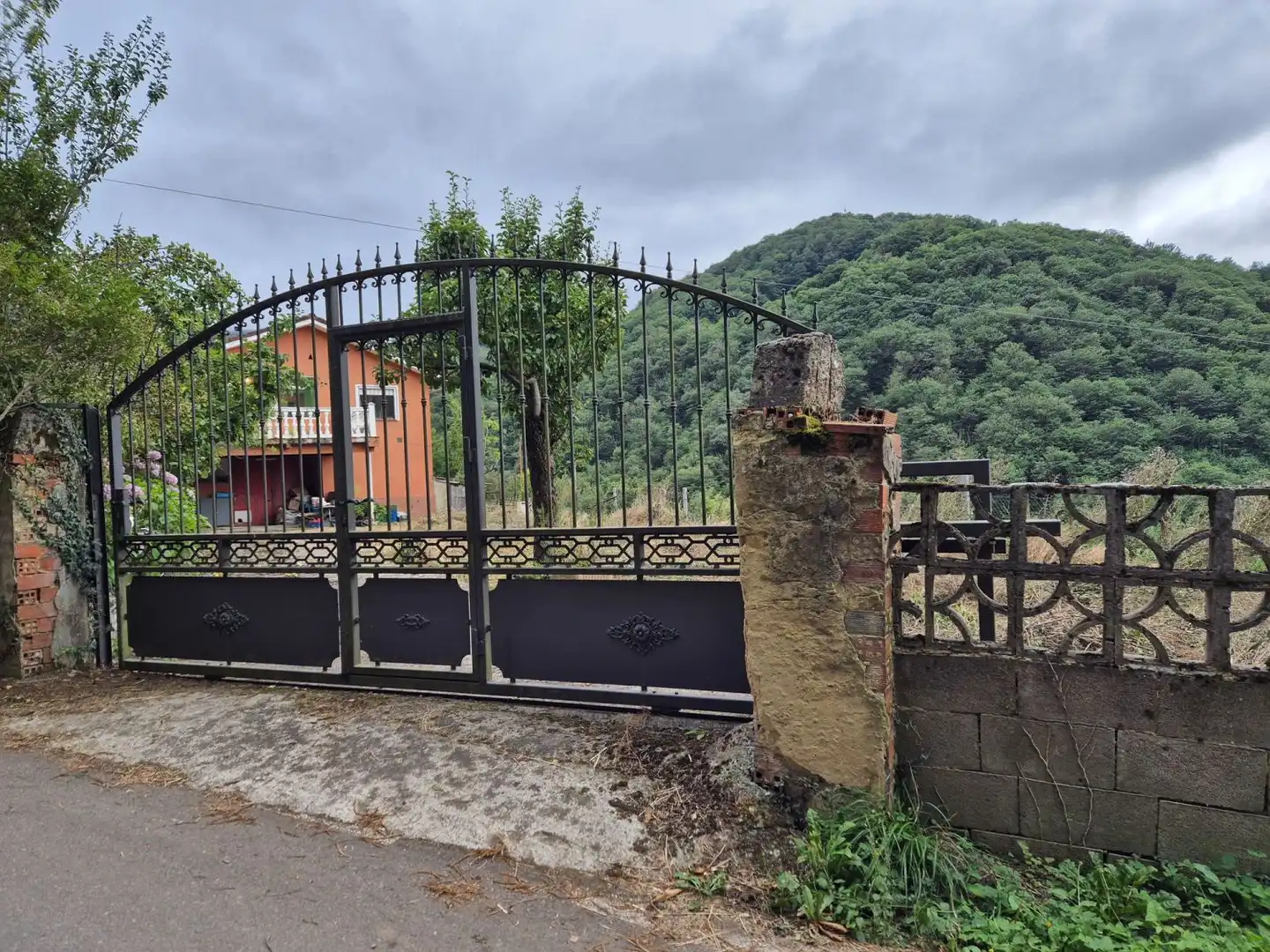 Casa con terraza en venta en Belmonte de Miranda, imagen 28