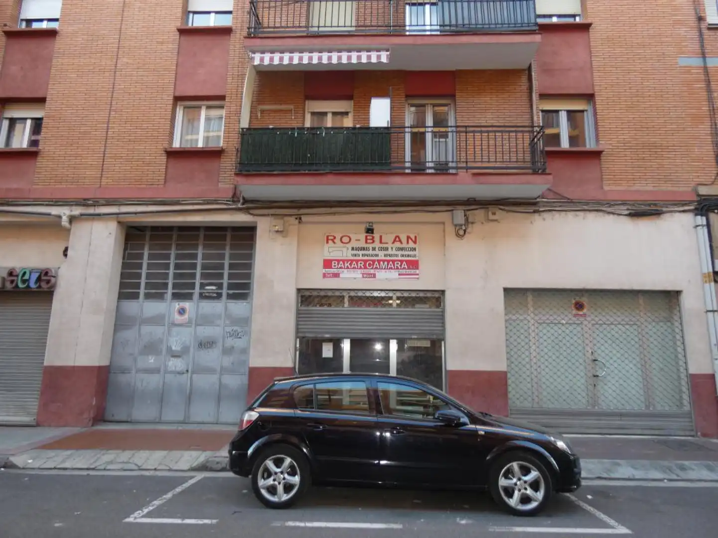 Vista exterior de Local de lloguer en  Logroño