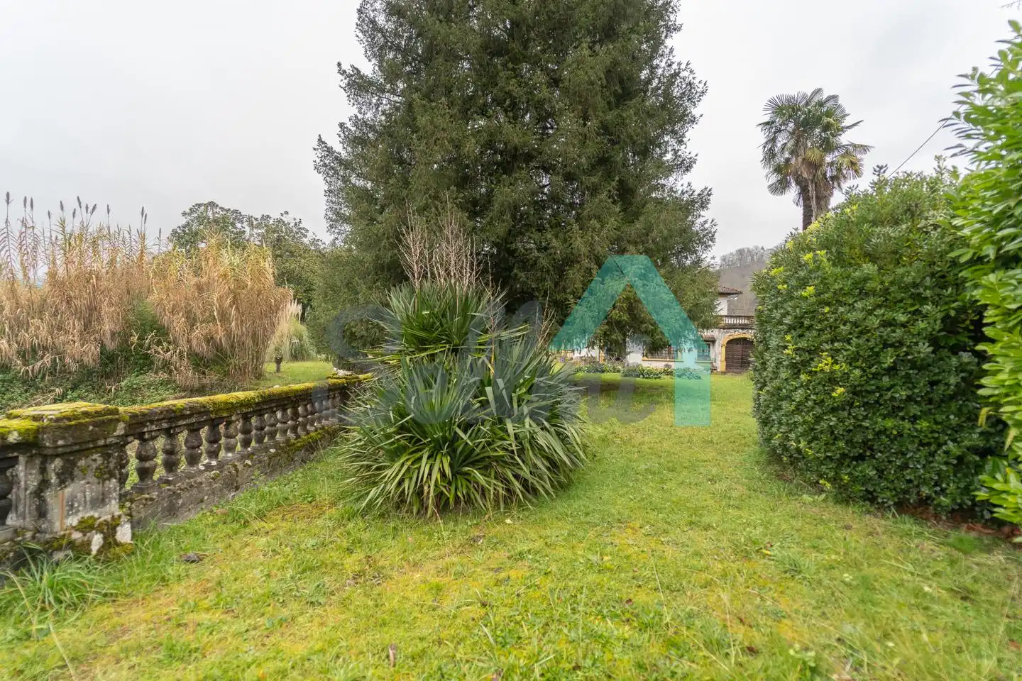 Jardí de Casa o xalet en venda en Piloña amb Jardí privat, Parquet i Terrassa