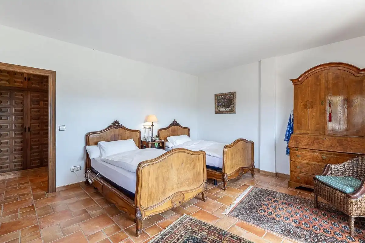 Habitación de Finca rústica en venta en Alcalá la Real con Calefacción y Terraza