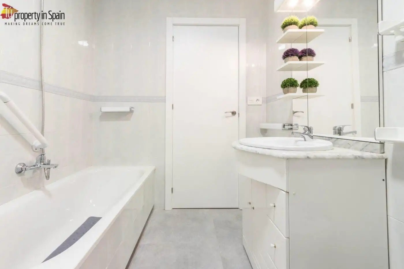 Habitación en Calle CAPITAN RUEDA, Campoamor