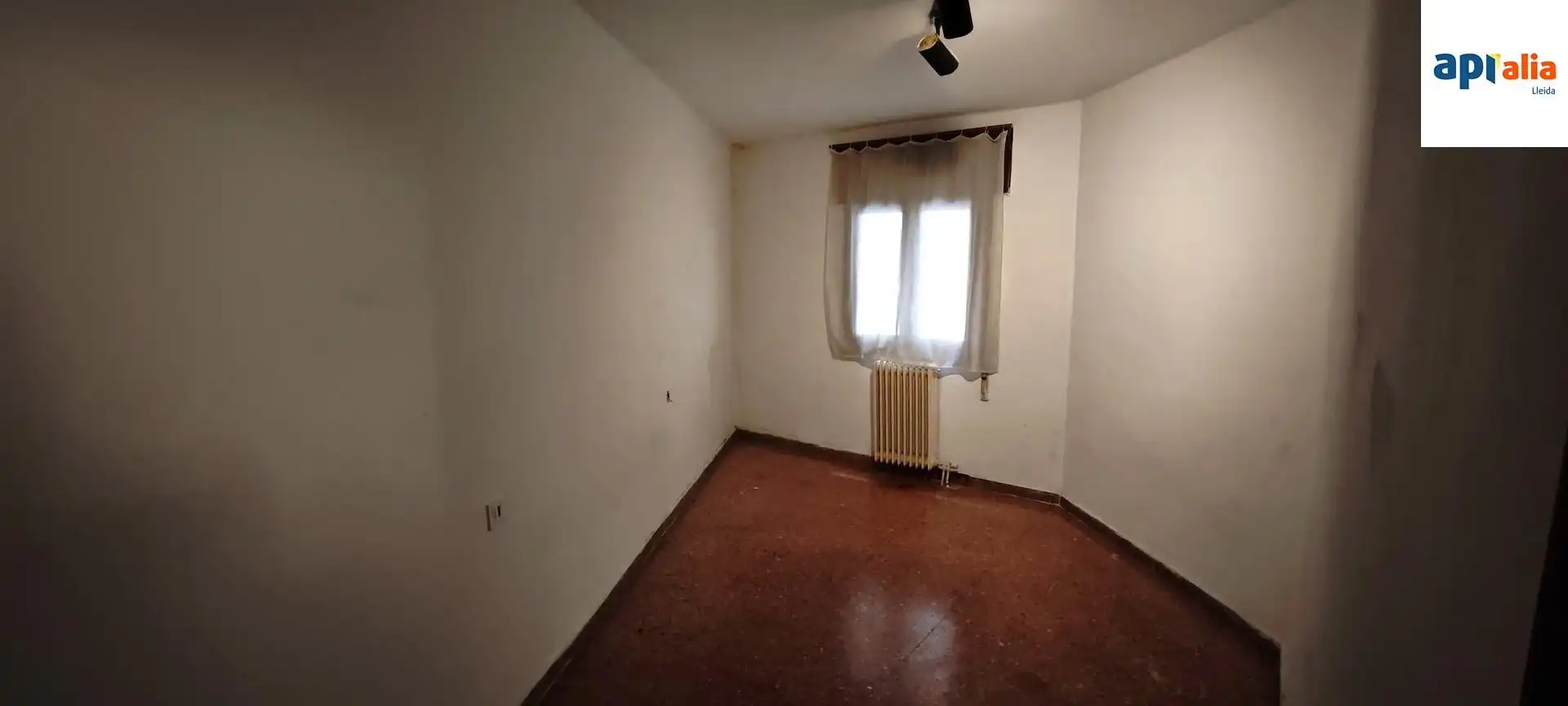 Habitación de Piso en venta en Lleida con Calefacción