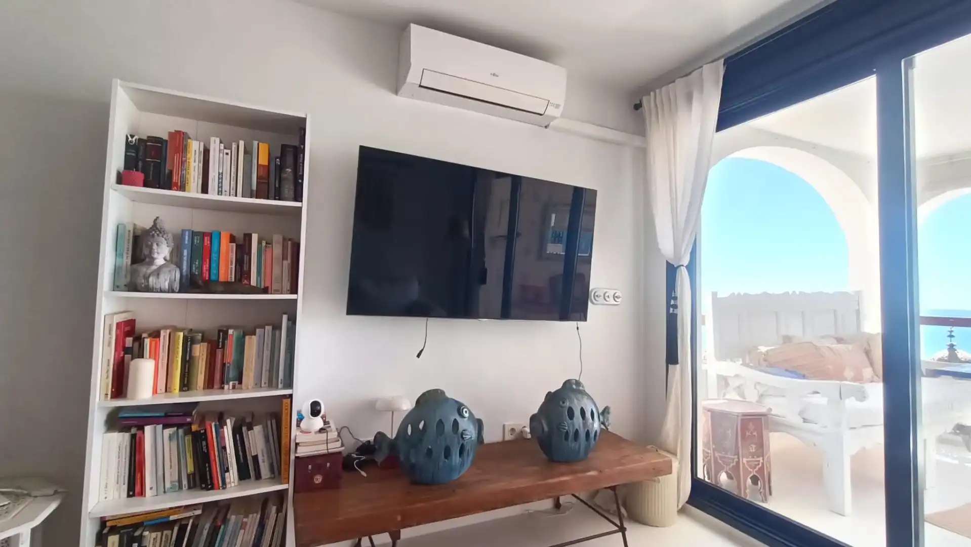 Sala d'estar de Apartament en venda en Santa Pola amb Aire condicionat i Moblat