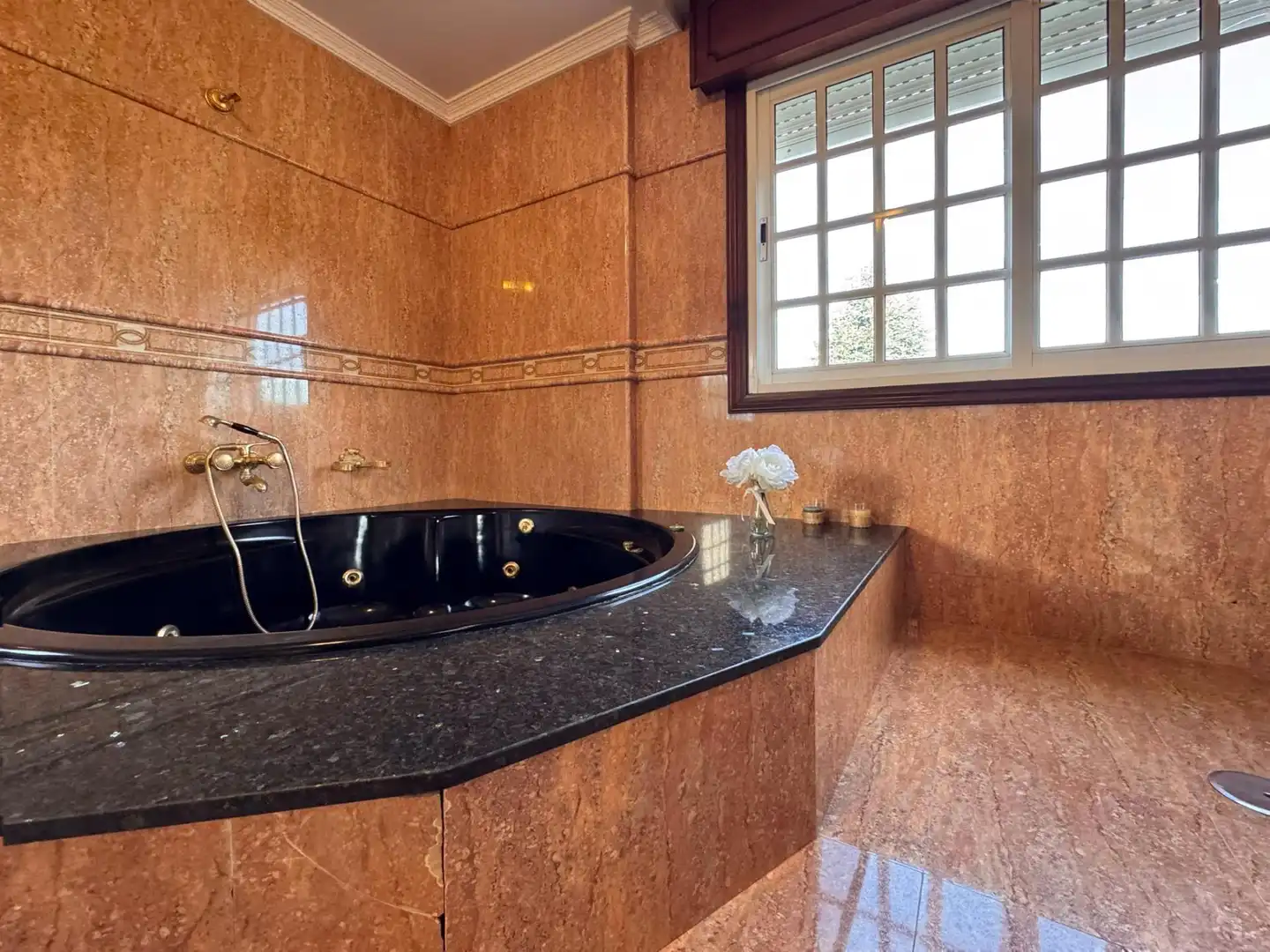 Baño de Casa o chalet en venta en Barro con Calefacción, Jardín privado y Terraza