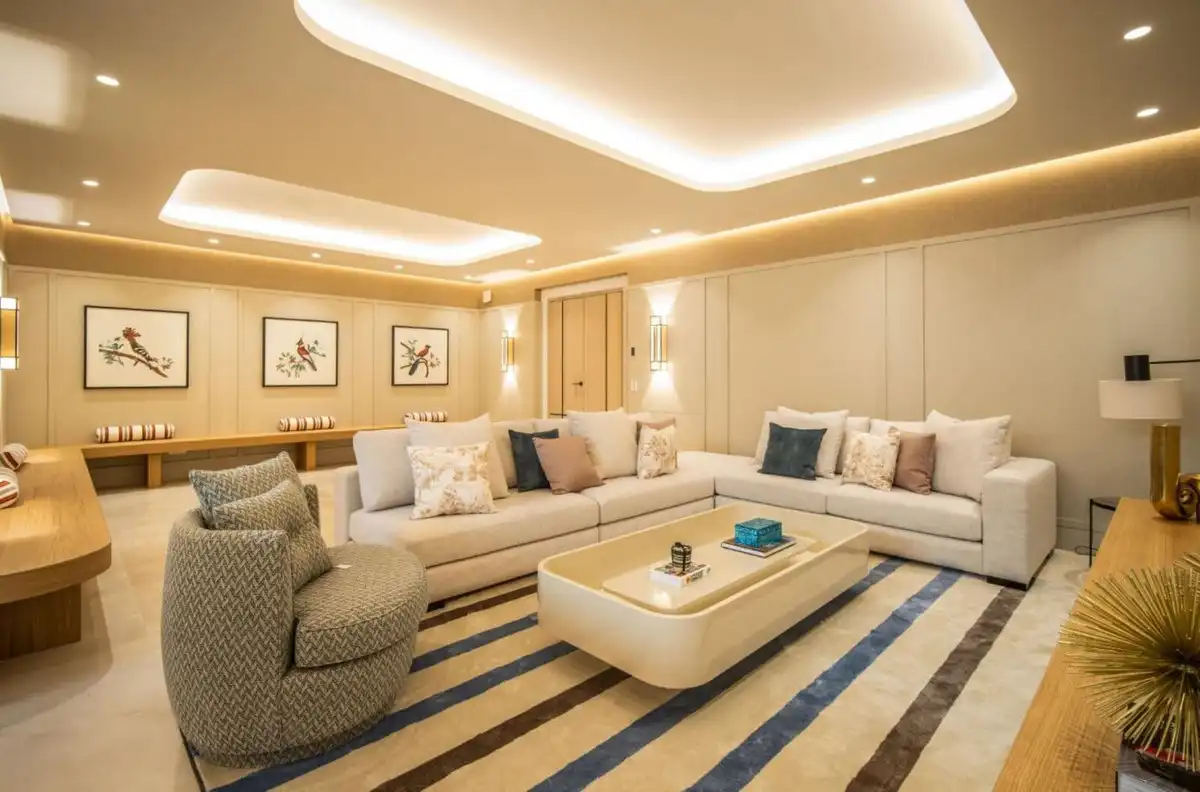 Sala de estar de Casa o chalet en venta en Marbella con Aire acondicionado, Jardín privado y Terraza