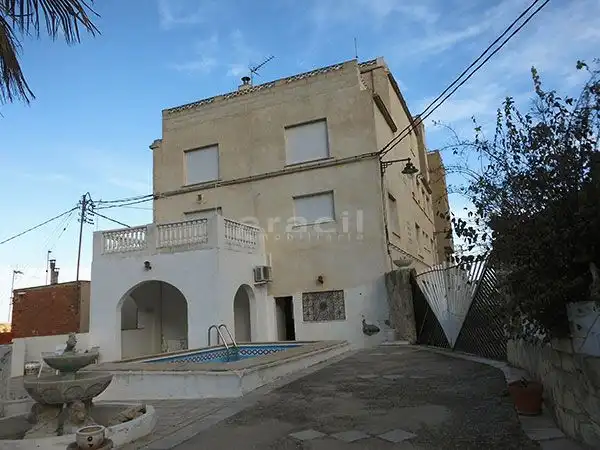 Exterior view of Houses for sale in Alcoy / Alcoi  with Terrace, Storage room and Swimming Pool