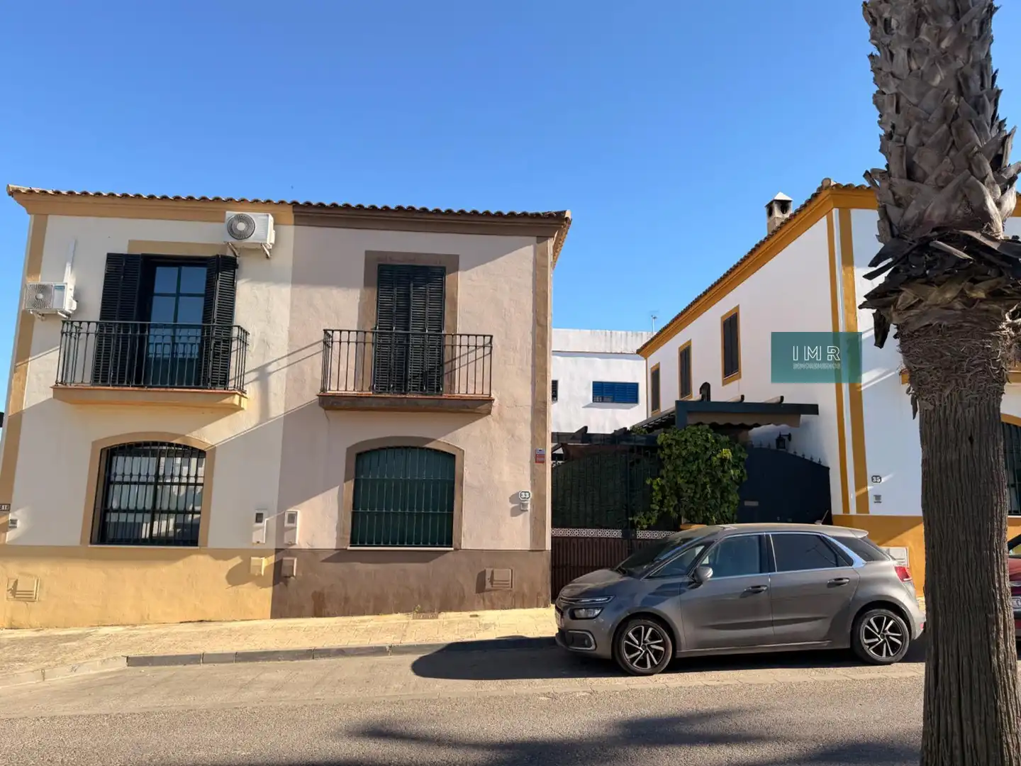 Casa adosada en venda a Avenida PEPE LUNA, 33, Burguillos