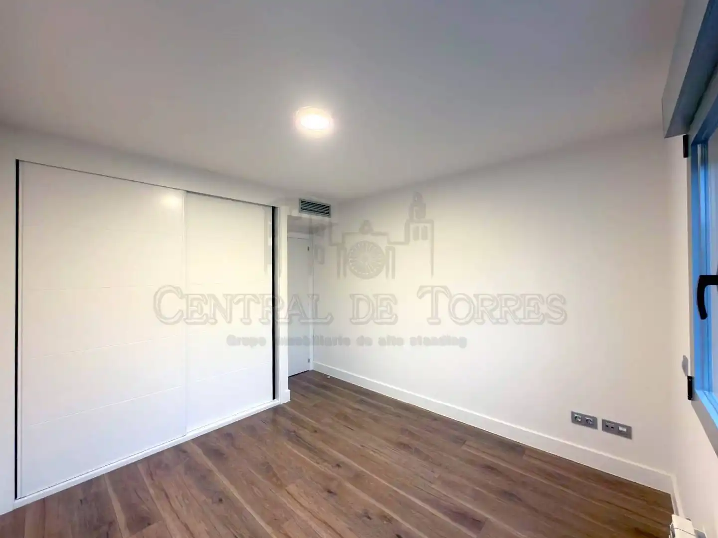 Detached homes for rent in Calle Francisco de Vitoria, Valenoso