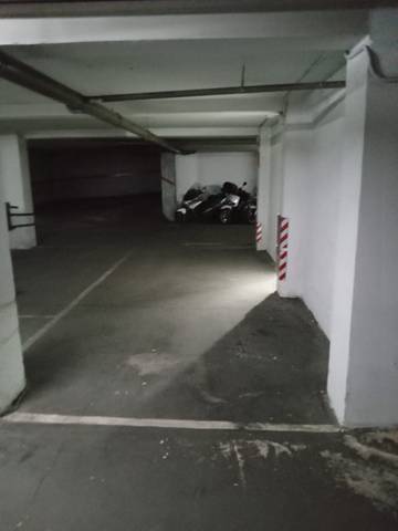 Garaje en Venta en Calle Artesanos, 10 en La Portalada - Varea