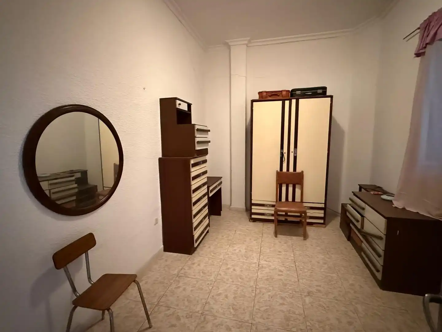 Bedroom of Houses for sale in Sevilla