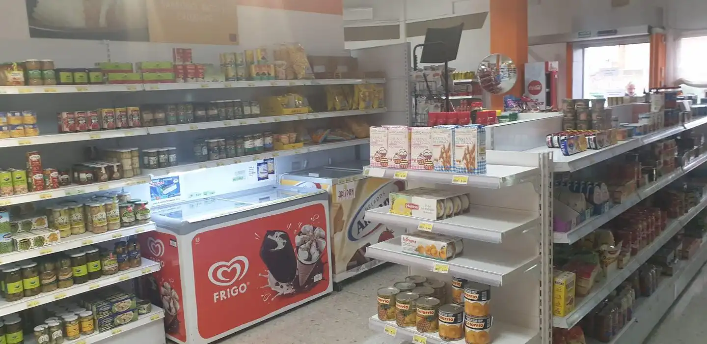 Local comercial en venda a Párroco José María Alfaro, imagen 2