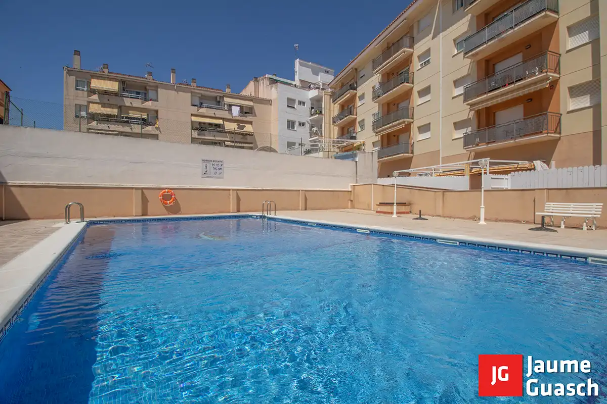 Schwimmbecken von Wohnung zum Verkauf in Torredembarra mit Klimaanlage, Heizung und Balkon