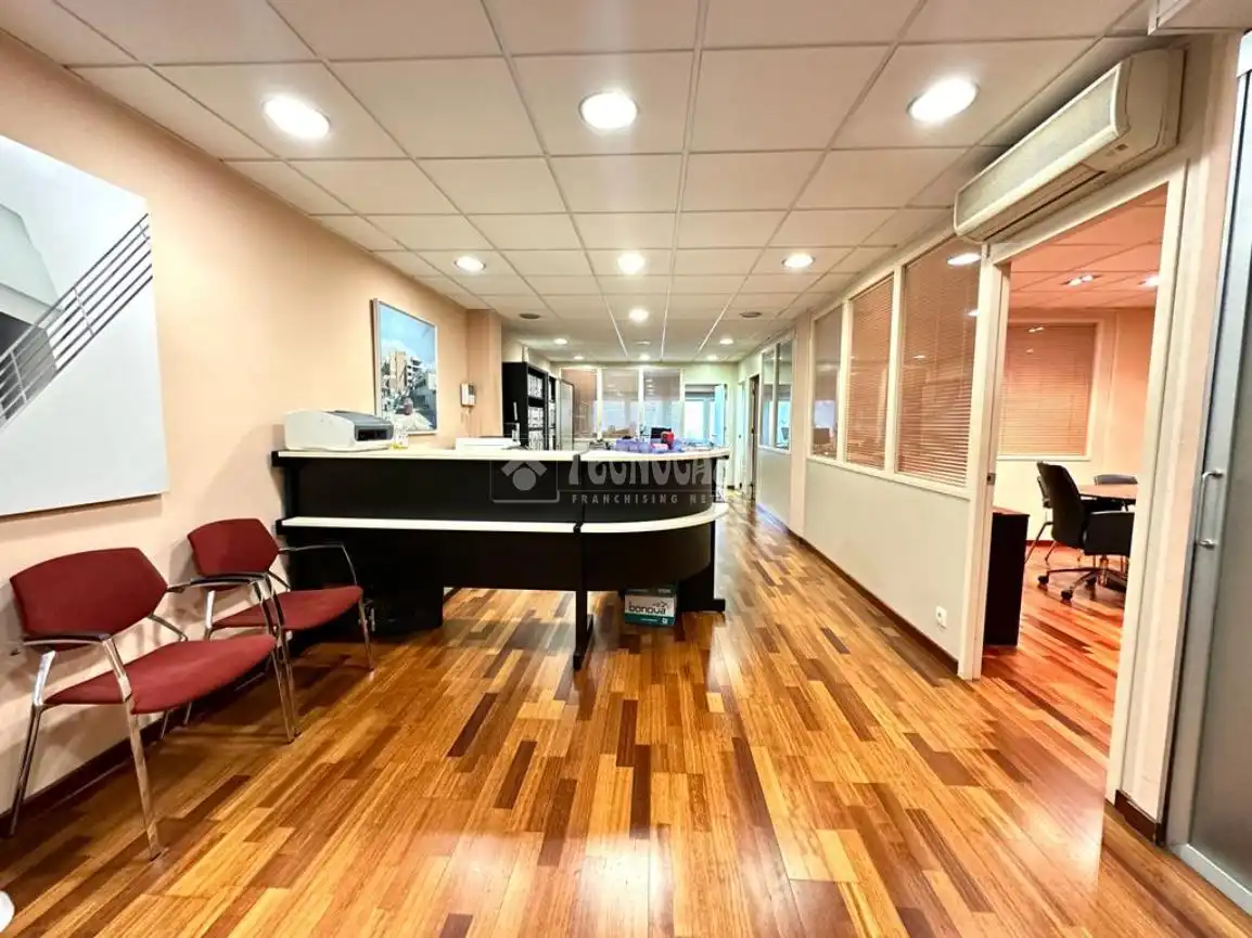 Bureau avec ascenseur à vendre à Eixample