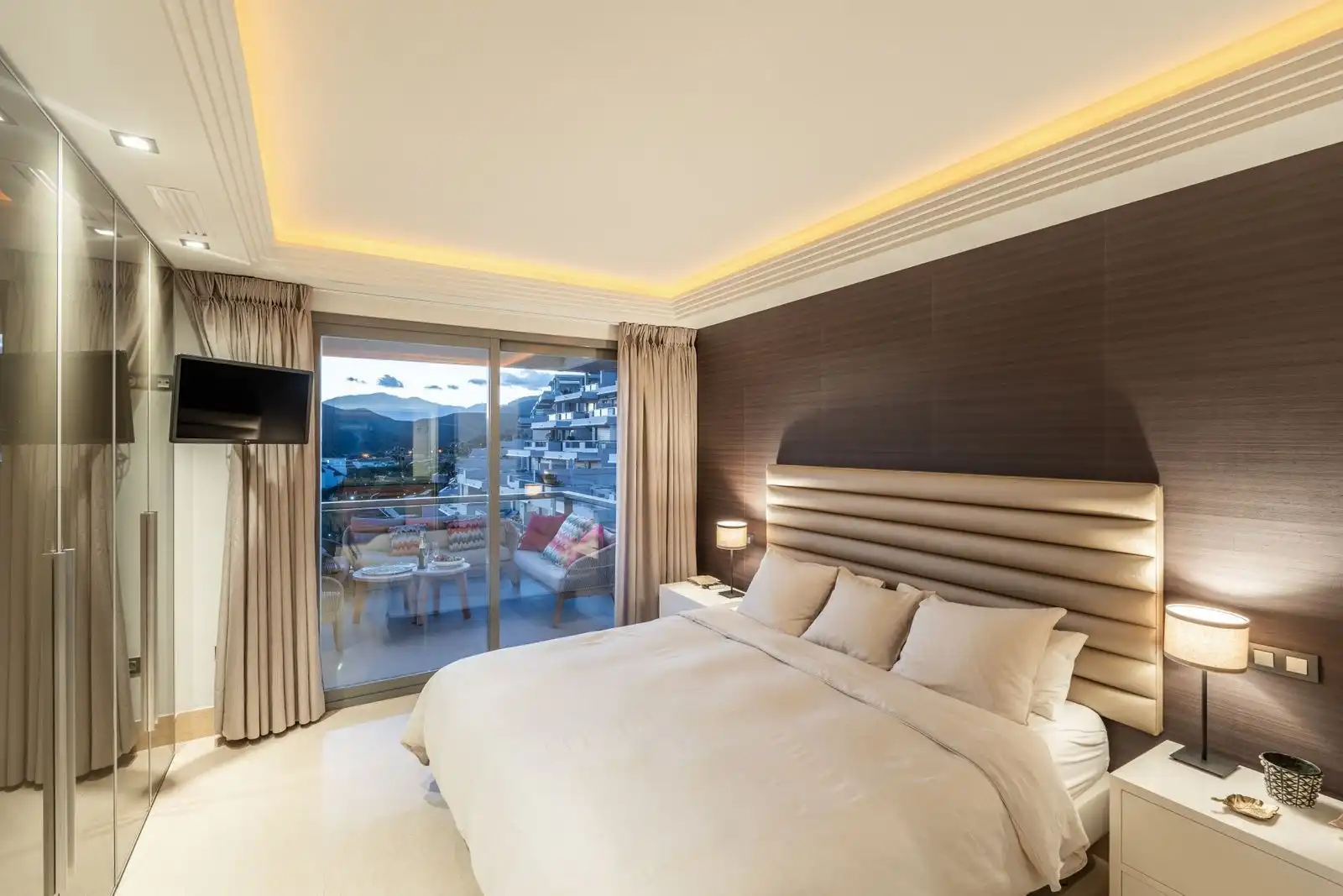 Piso con terraza en venta en Calle Benahavis 29679, imagen 19