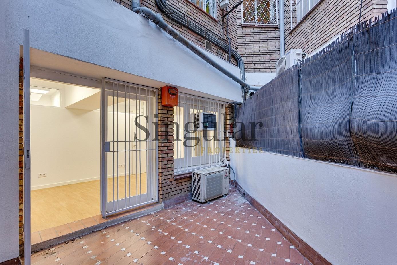 Piso en venta en  Barcelona Capital con Aire acondicionado, Calefacción y Terraza