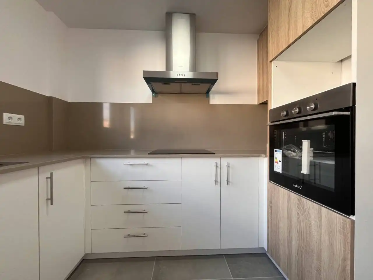 Küche von Wohnung zum Verkauf in Caldes de Montbui mit Klimaanlage, Heizung und Privatgarten