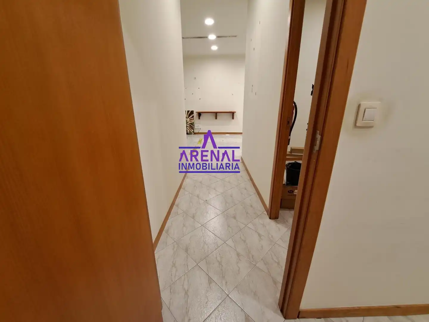 Oficina de alquiler en A Pobra do Caramiñal