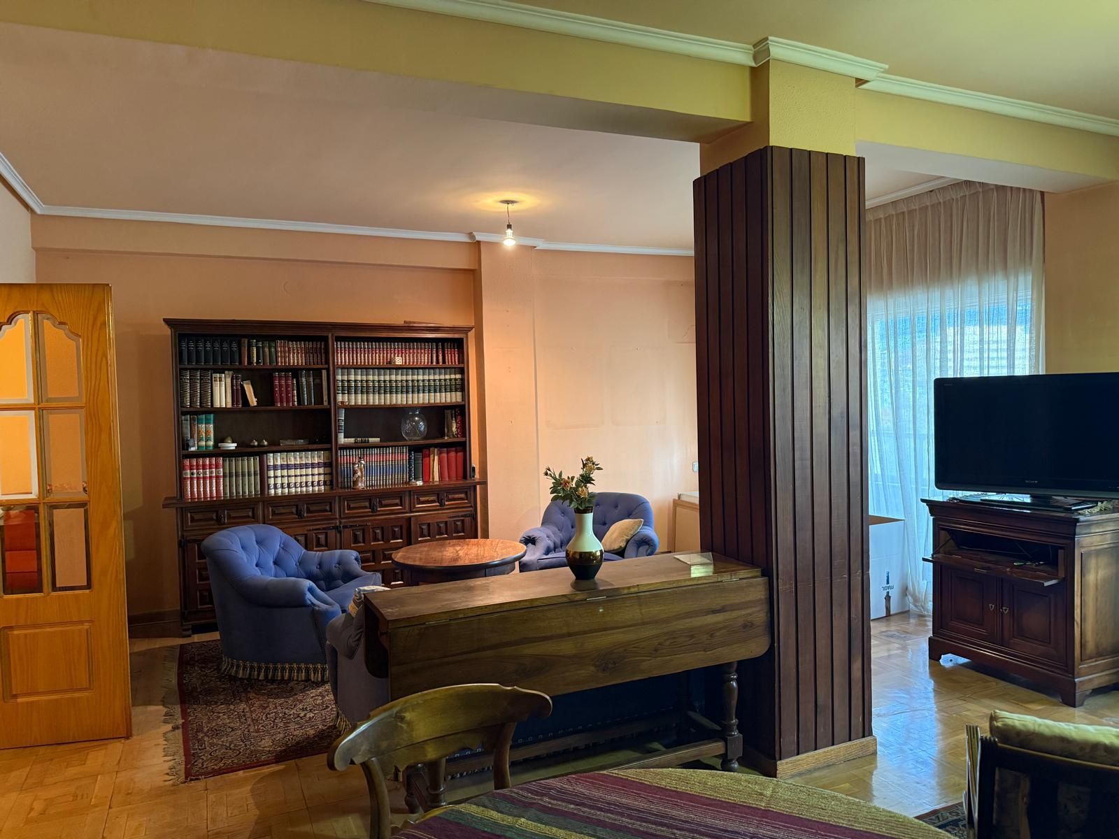 Sala d'estar de Pis en venda en Valladolid Capital amb Calefacció