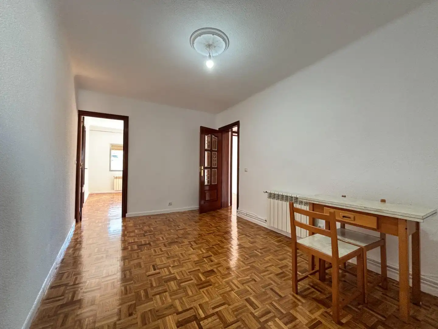 Bedroom of Flat for rent in Madrid  with Heating, Terrace and Alarm