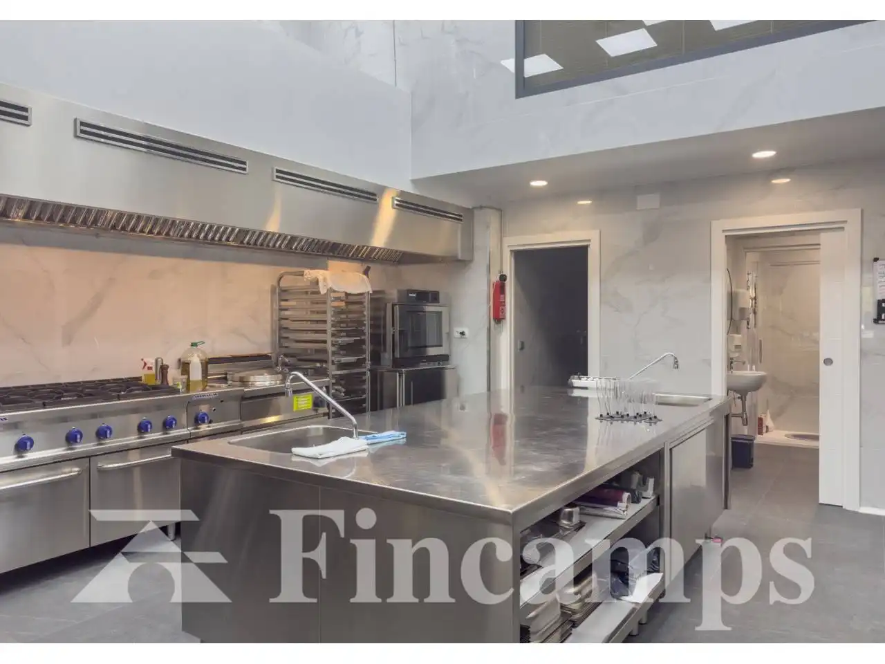 Cocina de Local en venta en Sabadell con Aire acondicionado y Alarma