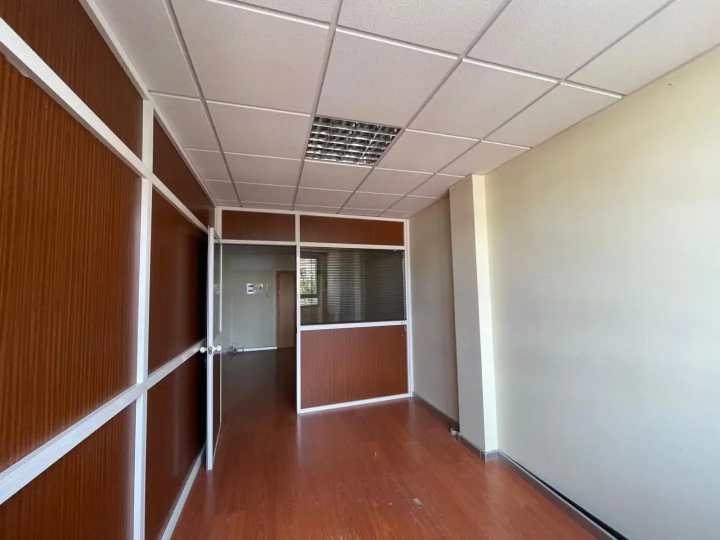 Oficina de alquiler en Castilleja de la Cuesta