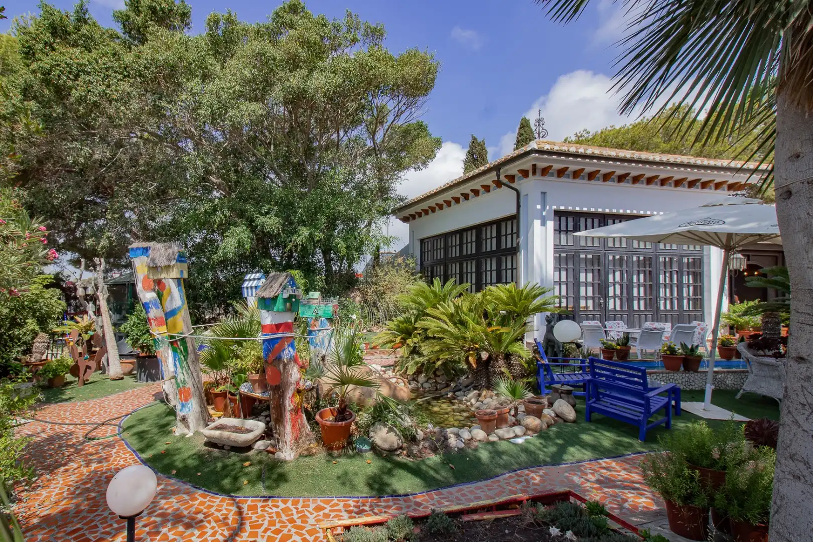 Jardí de Local en venda en Orihuela amb Aire condicionat
