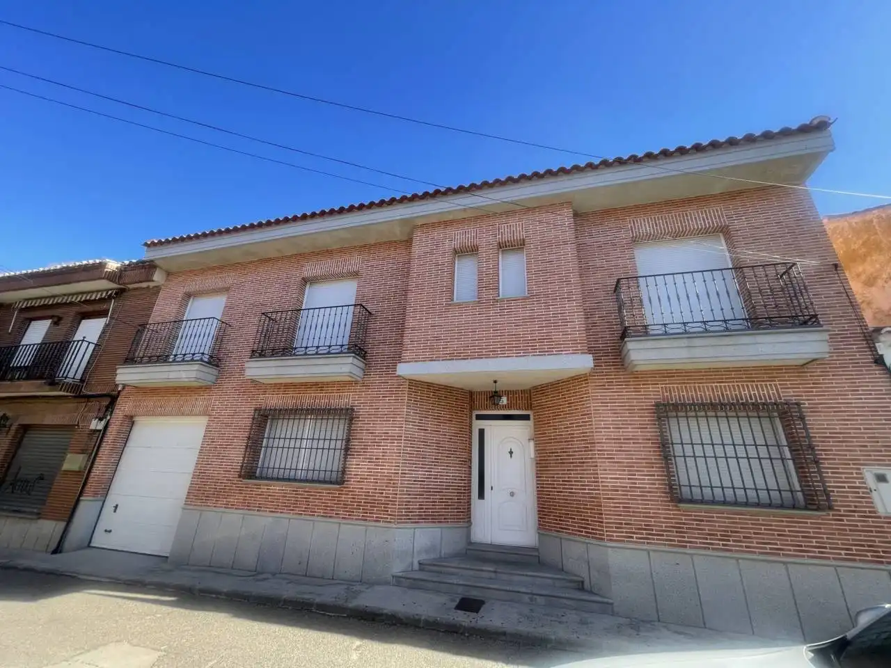 Exterior view of Houses for sale in Ajofrín  with Heating and Terrace