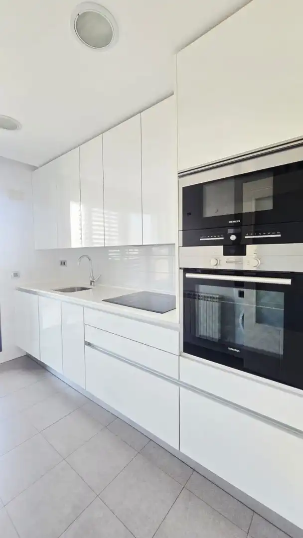 Cocina de Ático de alquiler en Madrid con Aire acondicionado, Calefacción y Terraza