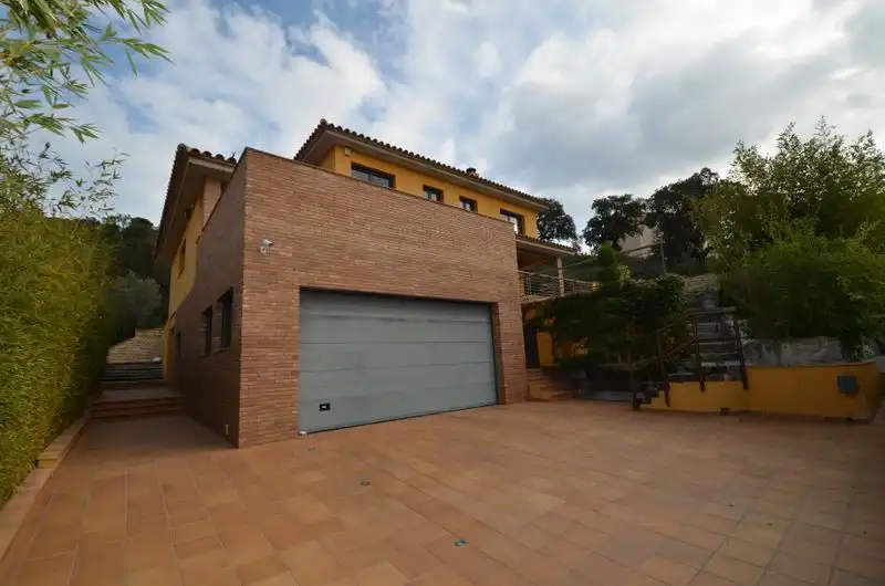 Casa con piscina en venta en Palau-saverdera, imagen 4