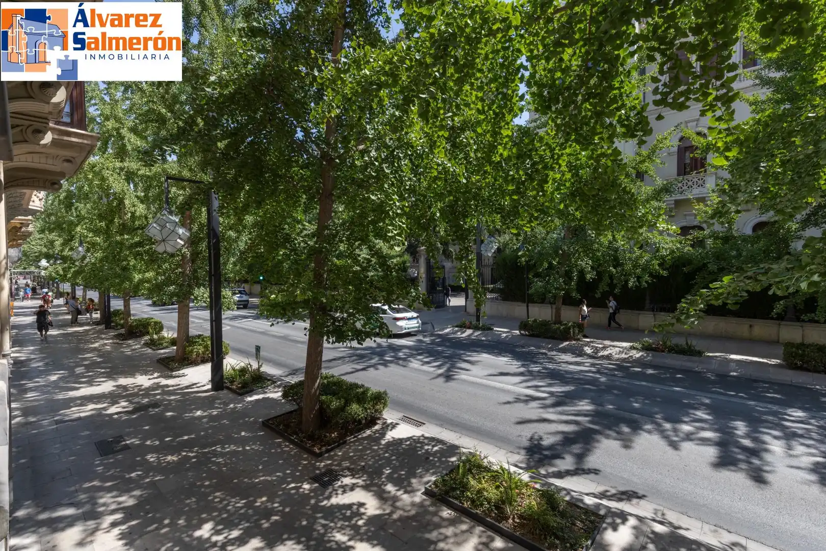 Vista exterior de Piso en venta en Granada