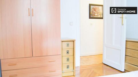 Photo 5 of Flat to share in Almagro, Madrid