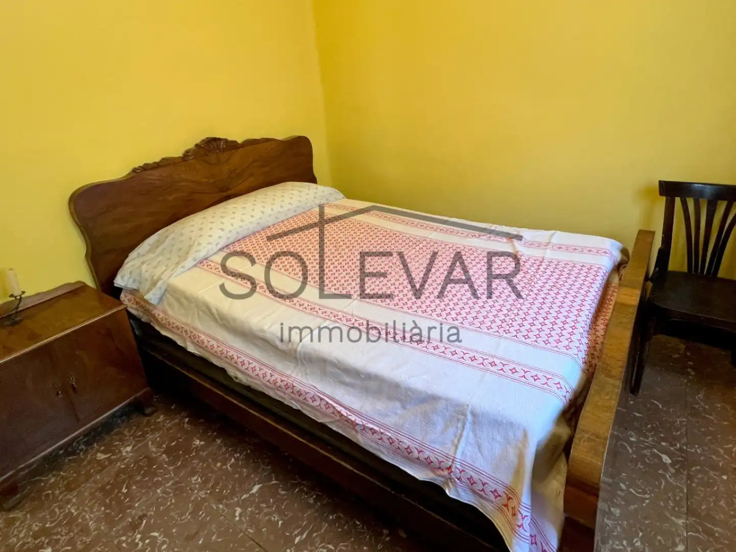 Dormitori de Casa o xalet en venda en Sarroca de Bellera