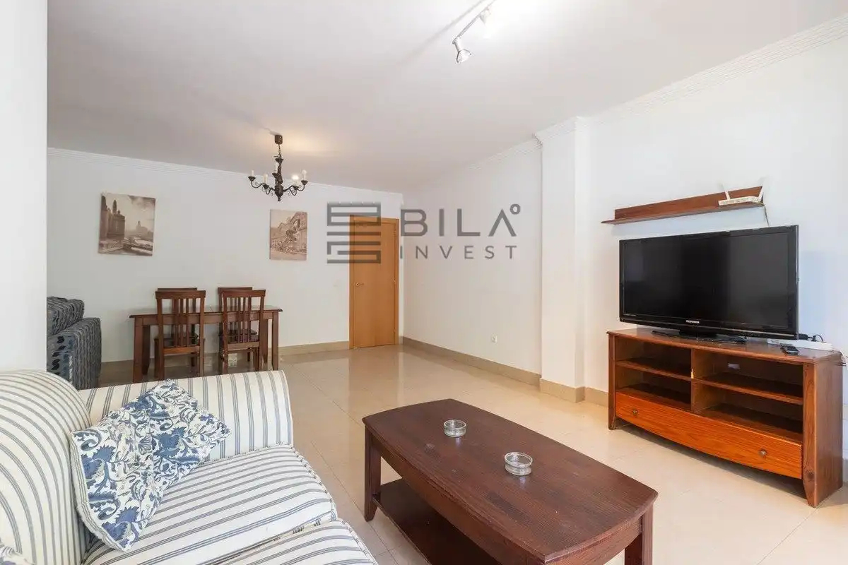 Living room of Flat for sale in Marbella  with Air Conditioner, Terrace and Swimming Pool