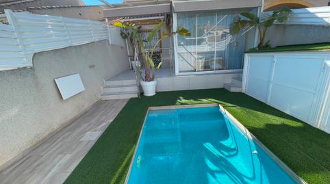 Foto 3 de Casa adosada en venda a Torre de la Horadada, Pilar de la Horadada