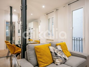 Flat with lift for sale in Retiro