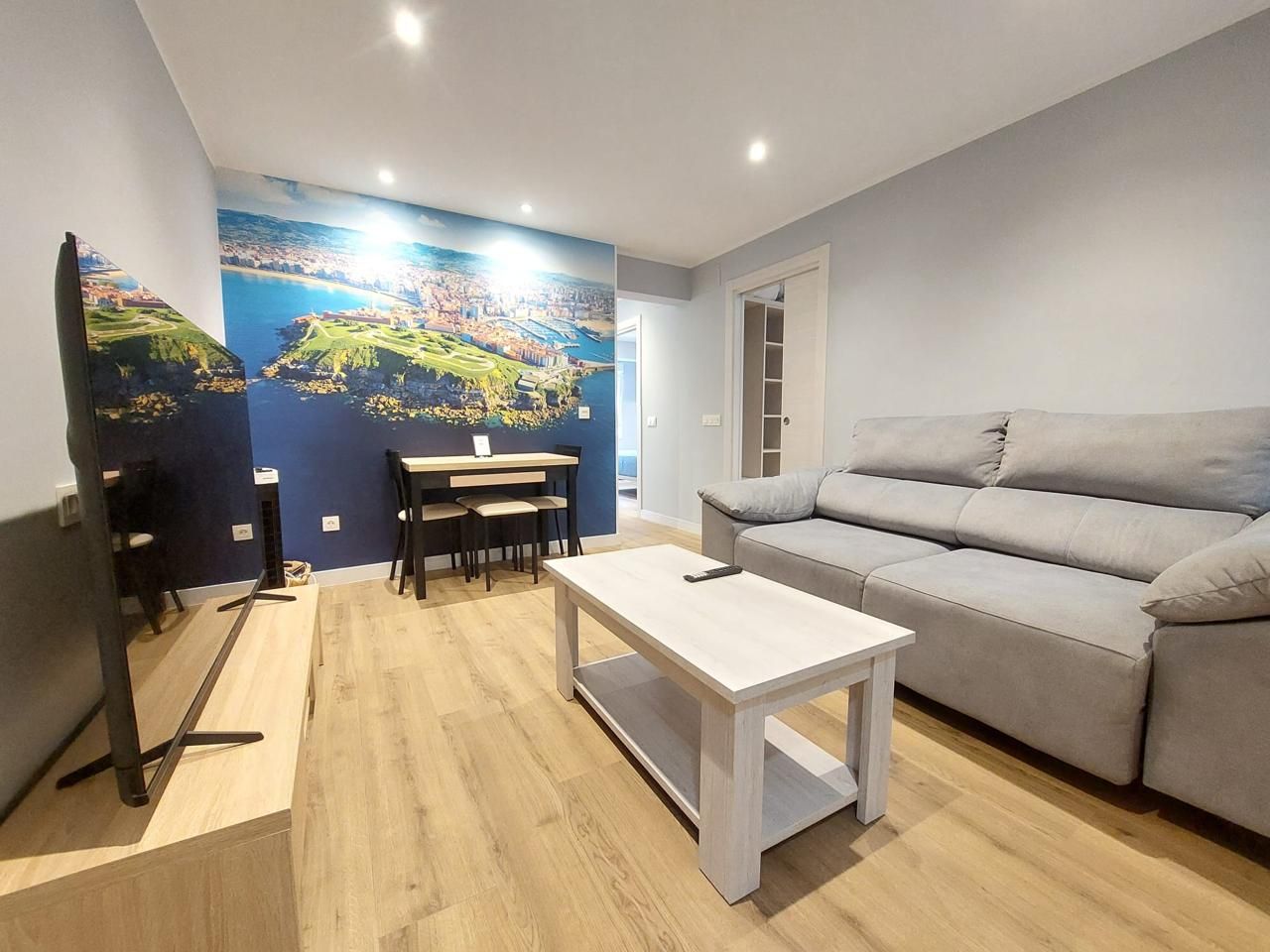 Sala de estar de Piso de alquiler en Gijón  con Calefacción y Amueblado