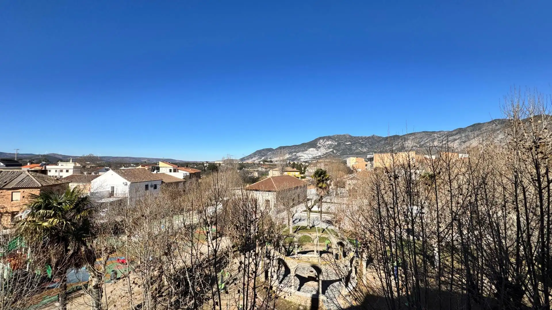 Vista exterior de Piso en venta en Dúrcal con Balcón