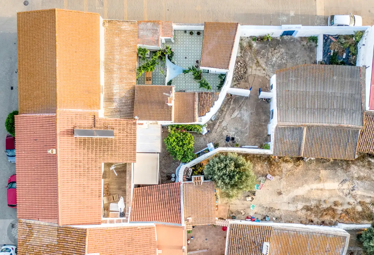 Außenansicht von Einfamilien-Reihenhaus zum Verkauf in San Silvestre de Guzmán