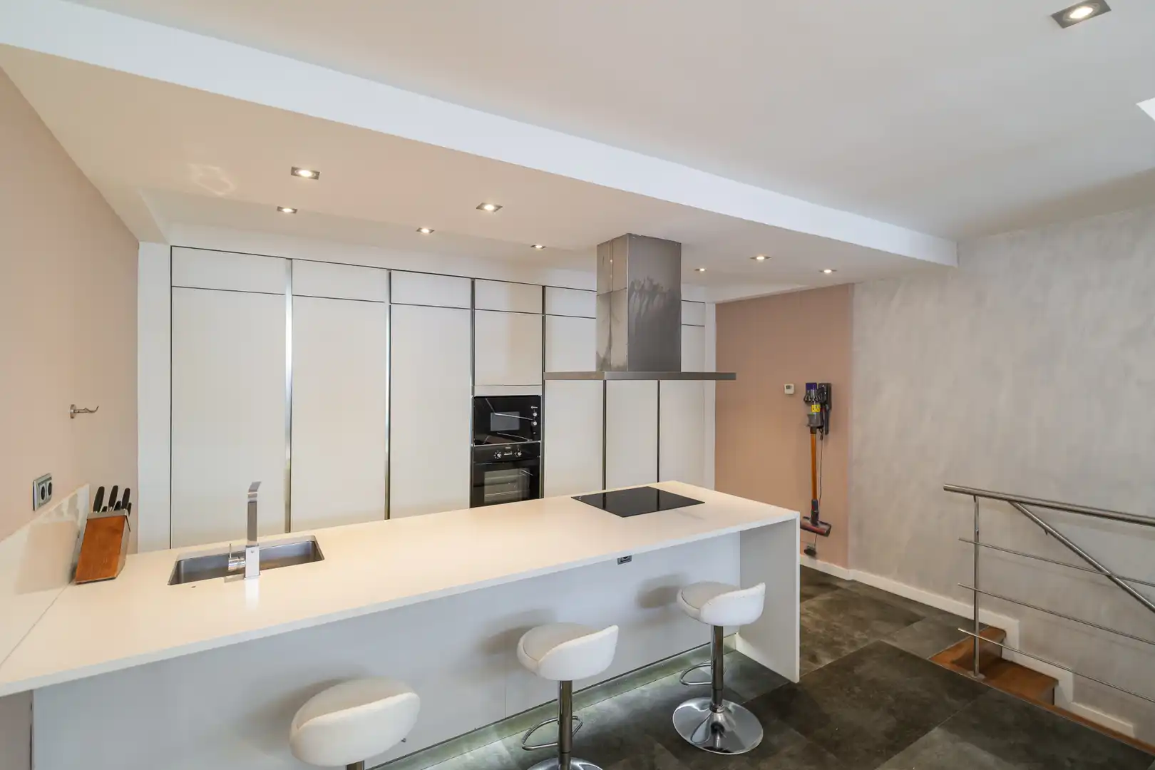 Cocina de Casa adosada en venta en Castelldefels con Aire acondicionado, Calefacción y Parquet