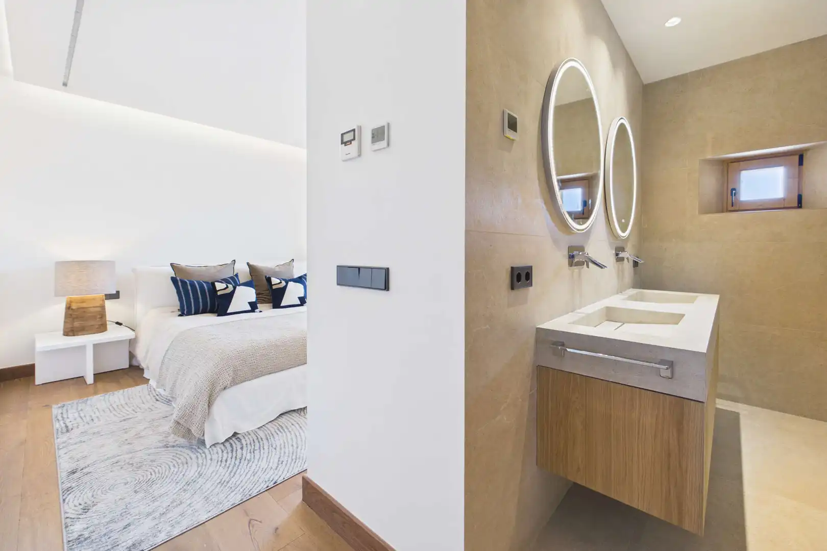 Bathroom of Country homes for sale in Capdepera  with Air Conditioner, Heating and Parquet flooring